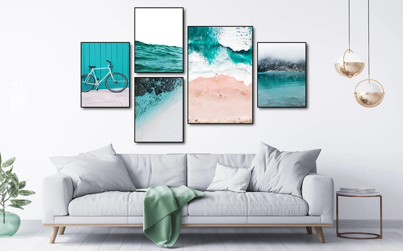 Tranh treo tường phòng khách cho người mệnh Thuỷ