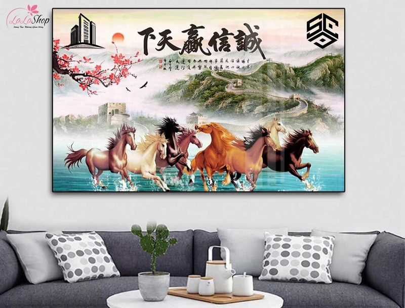 Tranh treo tường có thể đặt in theo yêu cầu kèm logo để tăng độ nhận diện