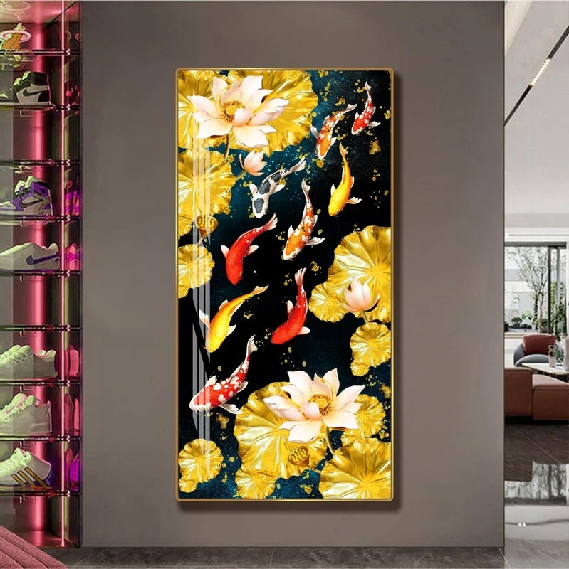 Tranh cá chép vượt vũ môn hóa rồng đang rất được ưa chuộng tại TpHCM