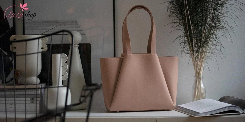 Túi xách là món quà mang tính thực tiễn và có ý nghĩa