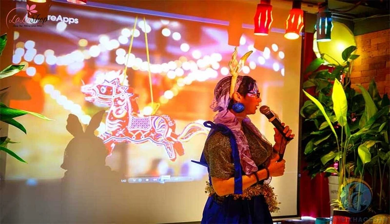 Tùy vào ngân sách mà bạn có thể chọn tổ chức tiệc cho nhân viên tại công ty hoặc nhà hàng