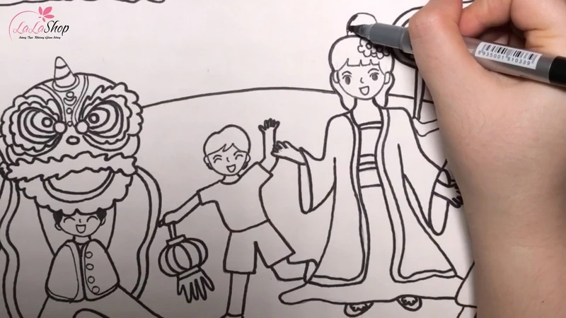 Viền lại các chi tiết đã vẽ bằng bút đen