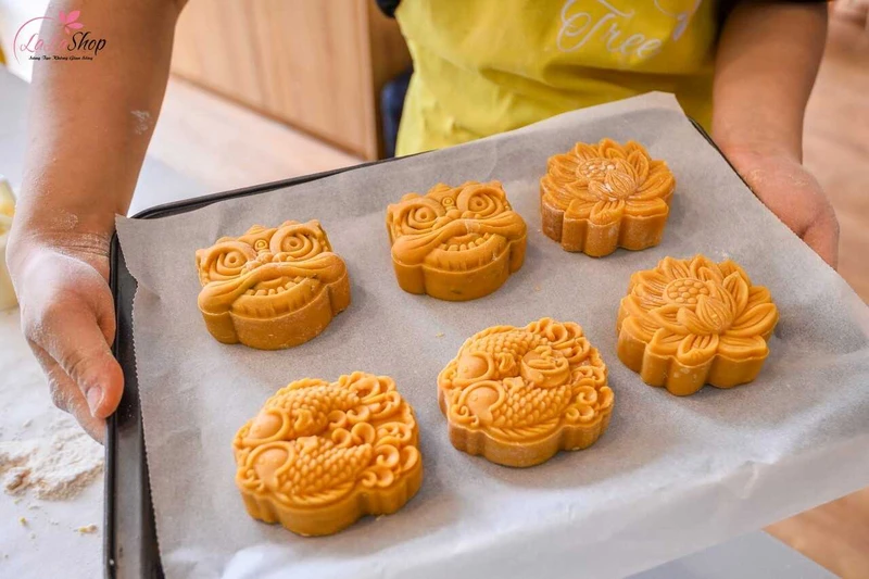 Vỏ bánh nướng đạt chuẩn cần có màu vàng nâu đều