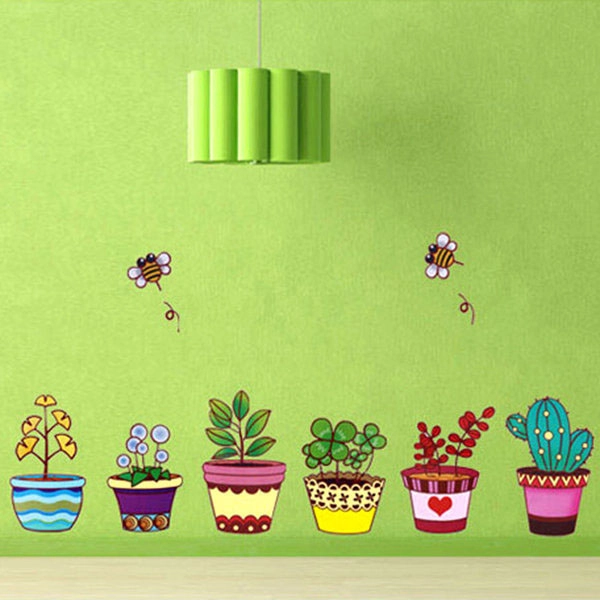 Sáu chậu cây đủ màu