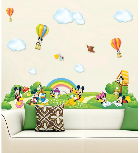 Mickey chơi công viên size to