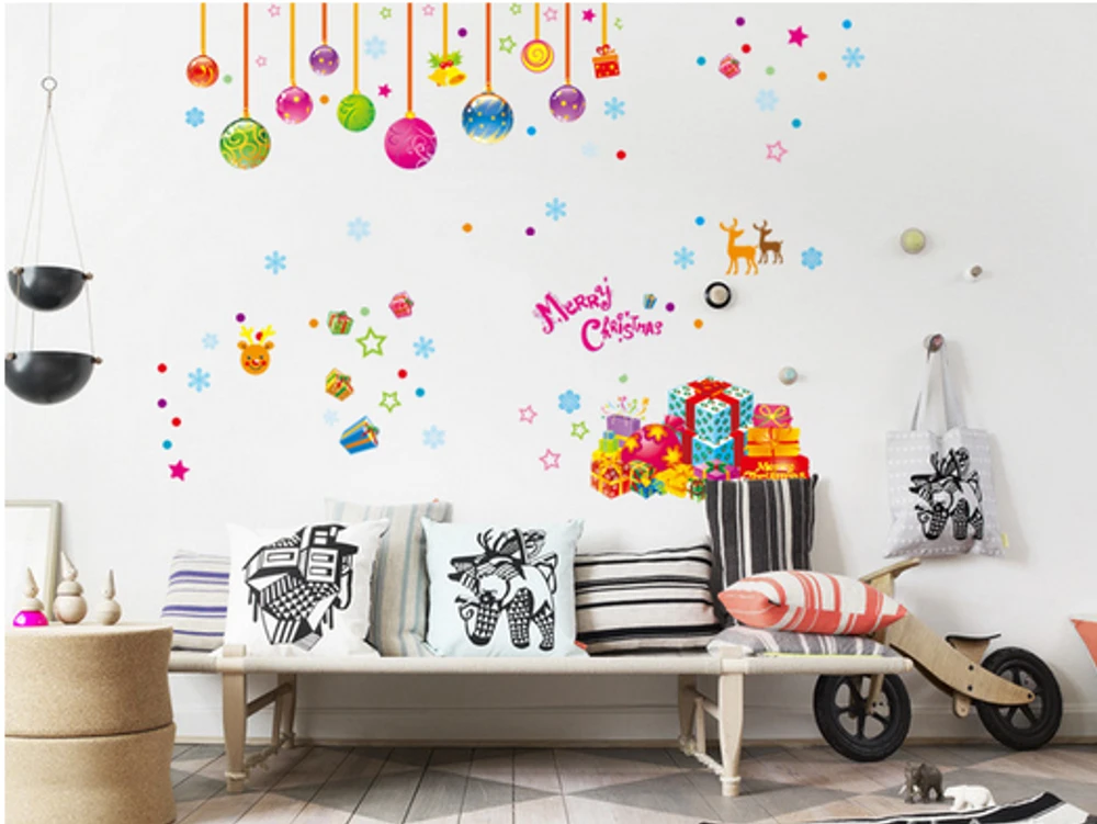 Decal noel dây treo quả cầu và hộp quà