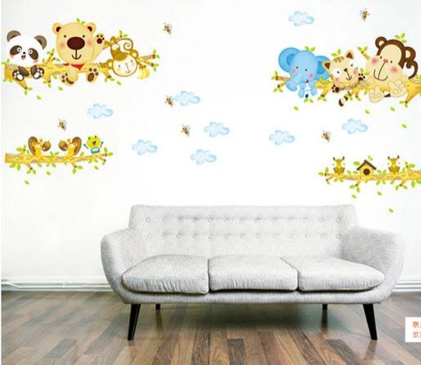 Decal dán tường thú vui đu cây