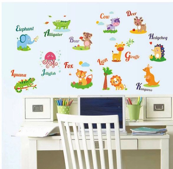 Decal dán tường vườn thú dạ quang