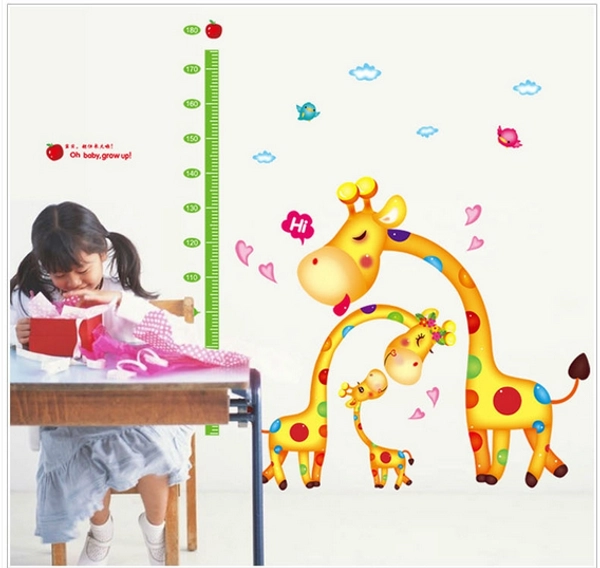 Decal dán tường thước đo gia đình hươu con