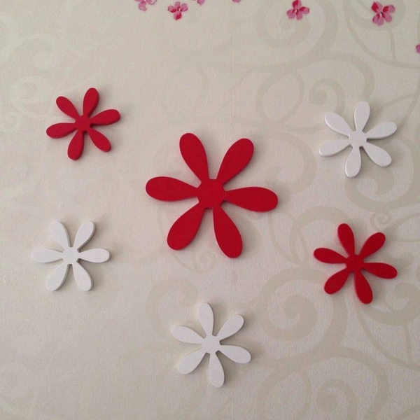 Decal dán tường Gỗ 3D hình hoa 5 cánh