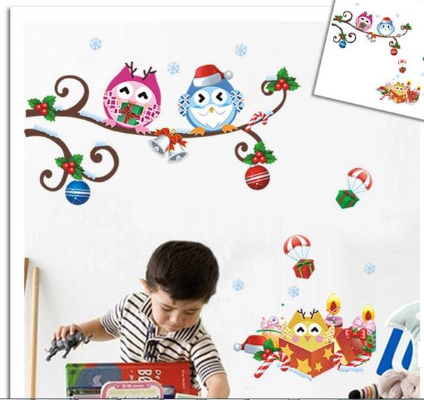 Decal dán tường Đôi cú vui Noel hiệu Yoozoo