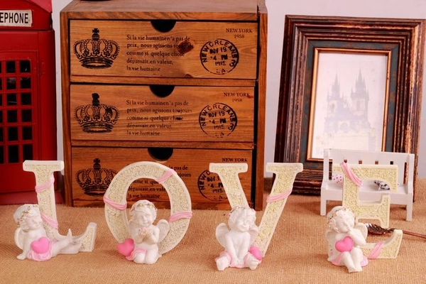 Bộ chữ Love thiên thần