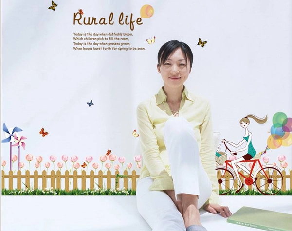 Decal dán tường hàng rào cô bé xe đạp