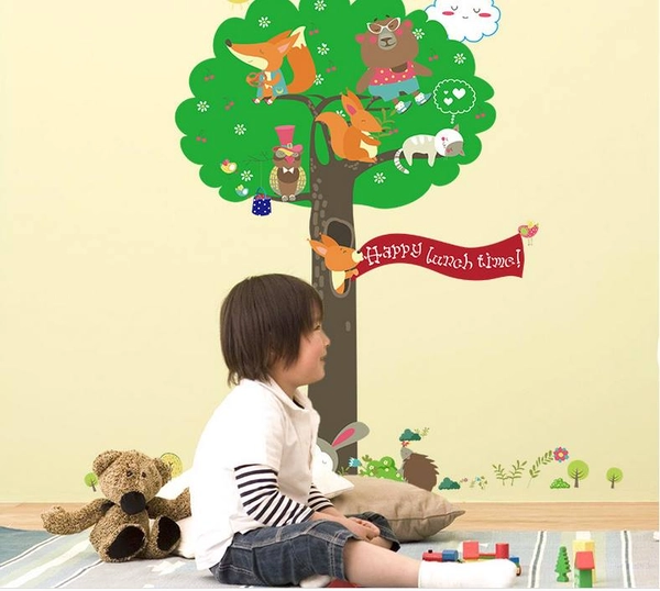 Cây xanh và các bạn thú 