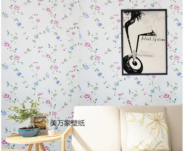 Giấy decal cuộn hoa hồng bi nền trắng