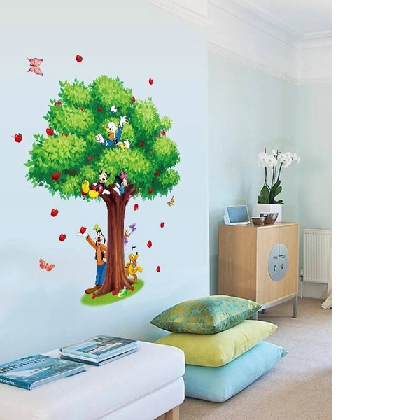 Decal cây xanh chuột Mickey