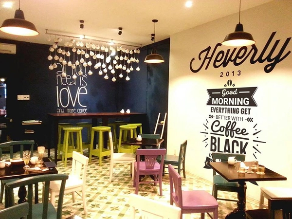 Decal dán tường coffee black.