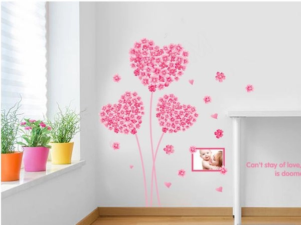 Decal trái tim hồng 4