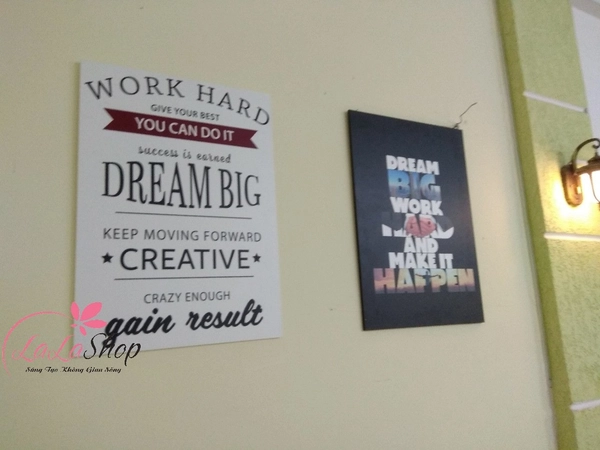 Tranh văn phòng Work hard Play harder