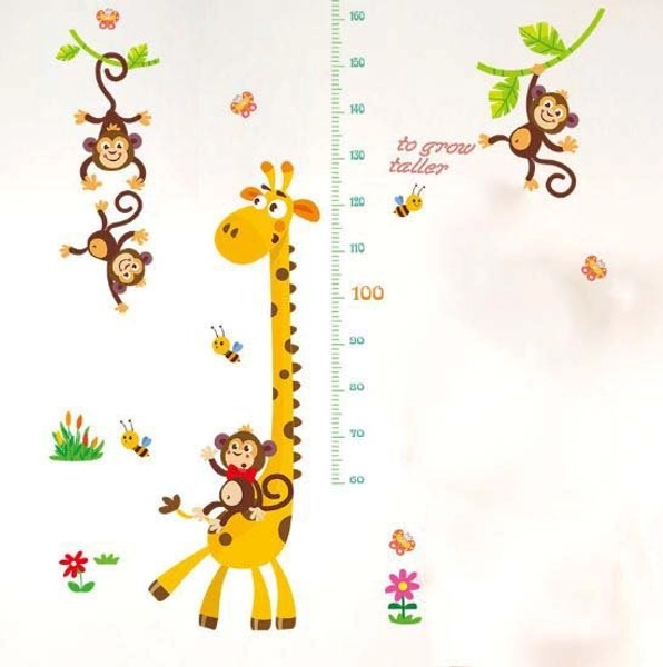 Decal dán tường thước đo hươu vàng 3