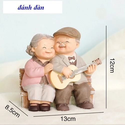 Búp bê ông bà đánh đàn