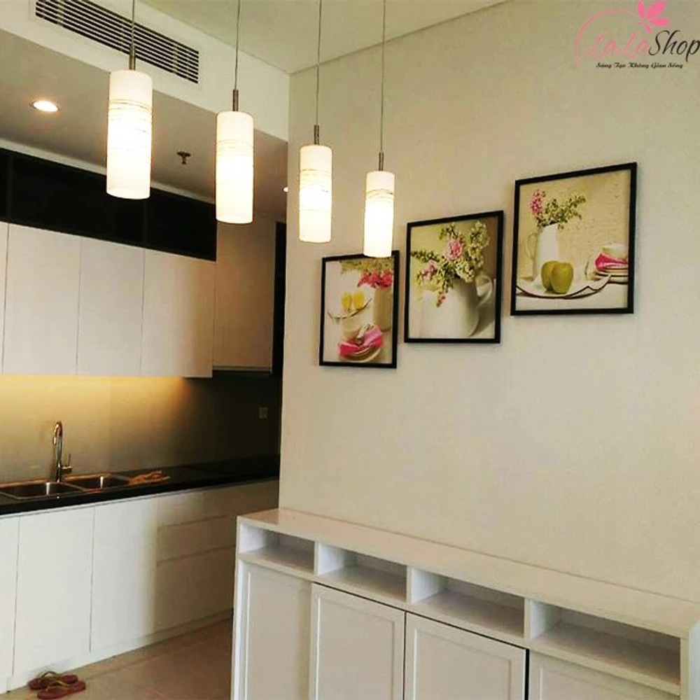 Tranh treo tường bình hoa 2