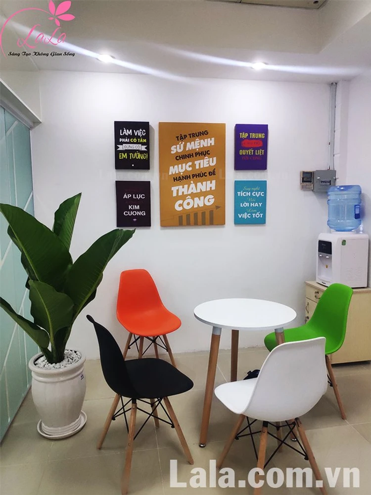 Tranh văn phòng giúp được khách hàng là niềm hạnh phúc của chúng tôi