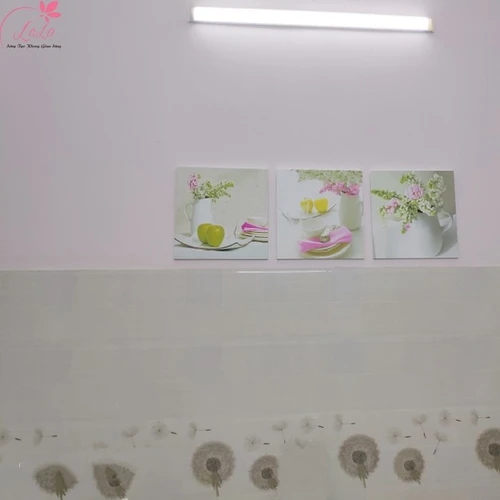 Tranh treo tường bình hoa táo xanh