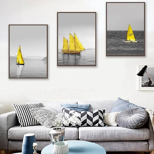 Tranh treo tường thuyền vàng