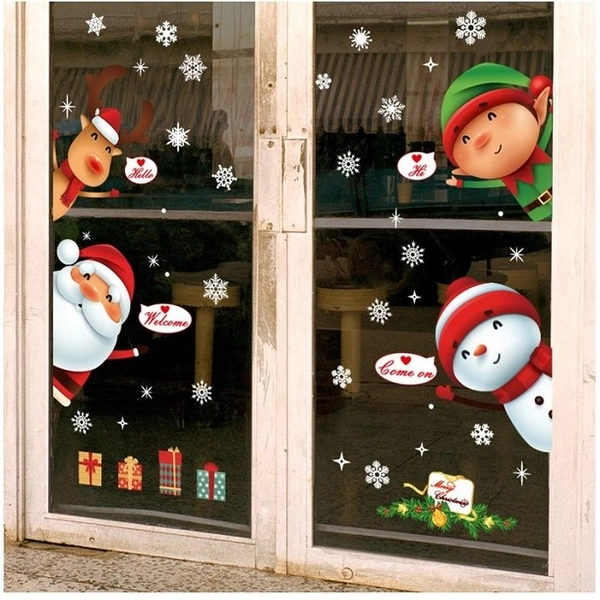 Decal 2 mặt trang trí noel những người bạn giáng sinh bên khung cửa