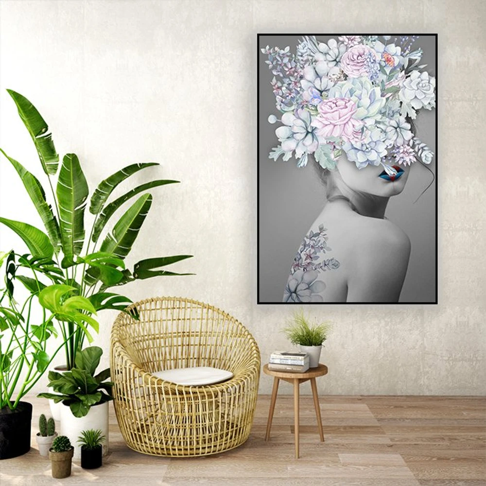 Tranh treo tường cô gái và hoa ngũ sắc
