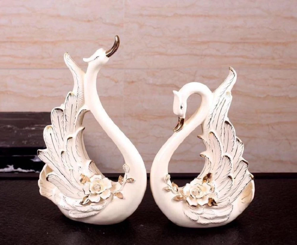Tượng trang trí Đôi thiên nga và hoa hồng