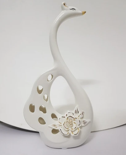 T­ượng trang trí đôi thiên nga và hoa 3