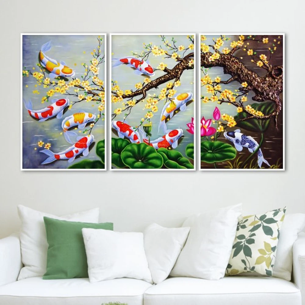 Tranh Treo Tường Mai Vàng Bên Hồ Sen