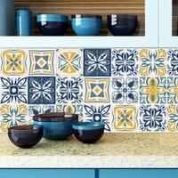 Decal gạch bông họa tiết ánh vàng