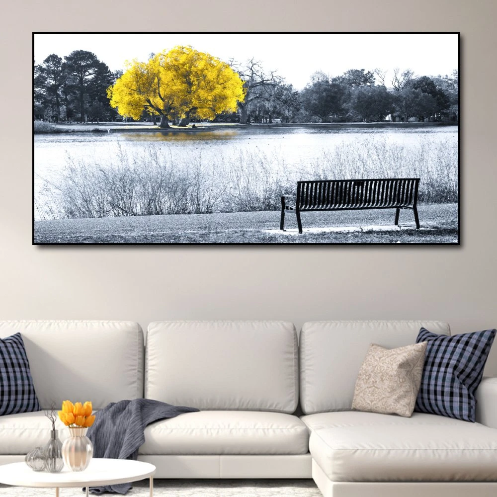 Tranh treo tường cây vàng giữa hồ