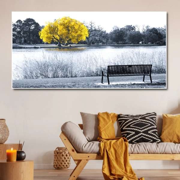 Tranh treo tường cây vàng giữa hồ