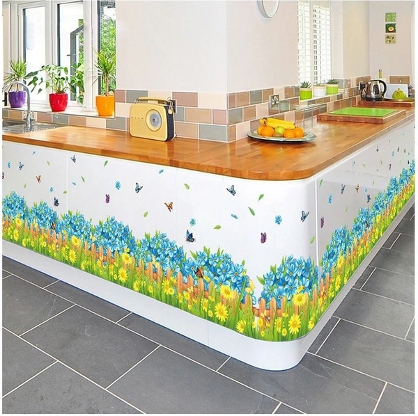 Decal dán tường hoa xanh chen sắc vàng