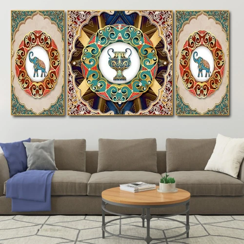 Tranh treo tường voi và hoa văn