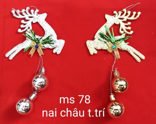 Đồ Trang Trí Noel Nai Và Quả Châu