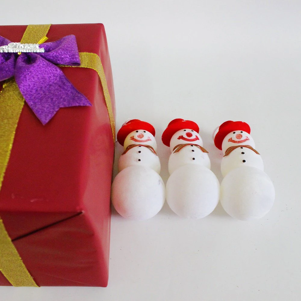 Người tuyết treo lớn trang trí noel