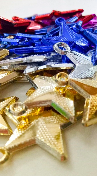 Đồ trang trí noel 50 ngôi sao nhí trang trí