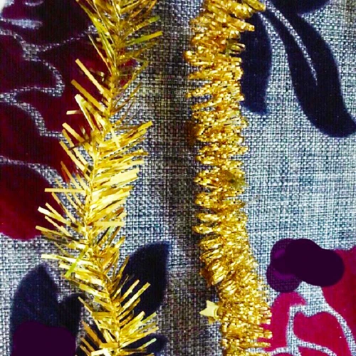 Dây kim tuyến vàng xoắn trang trí noel