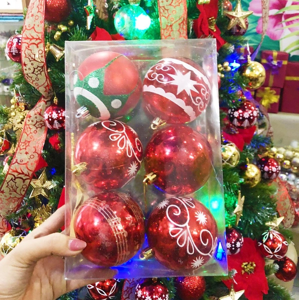 Đồ trang trí noel hộp quả châu đỏ bóng họa tiết size 8cm