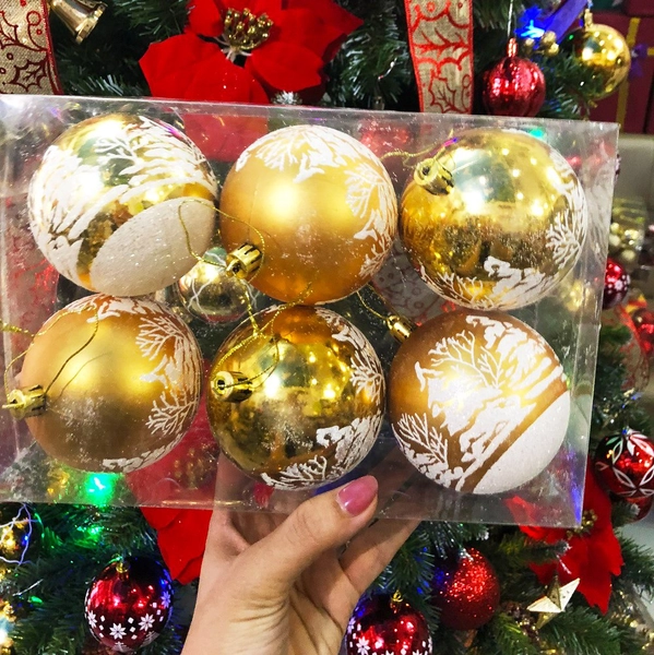 Hộp quả châu vàng 8cm họa tiết trang trí Noel