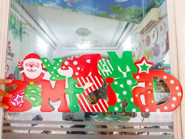 Đồ trang trí noel hình dán 2 mặt dây treo merry christmas