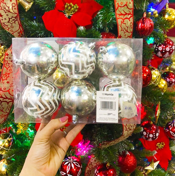 Hộp quả châu màu bạc họa tiết size 8cm trang trí noel