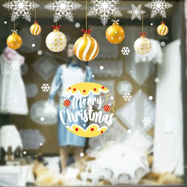 Decal noel dán tường MerryChristmas và dây treo quả cầu