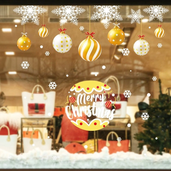 Decal noel dán tường MerryChristmas và dây treo quả cầu