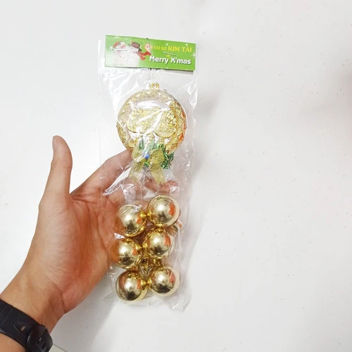 Vòng treo merry christmas 6 quả châu